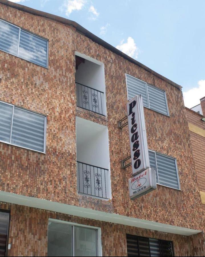 Hotel Picasso 70 Μεντεγίν Εξωτερικό φωτογραφία