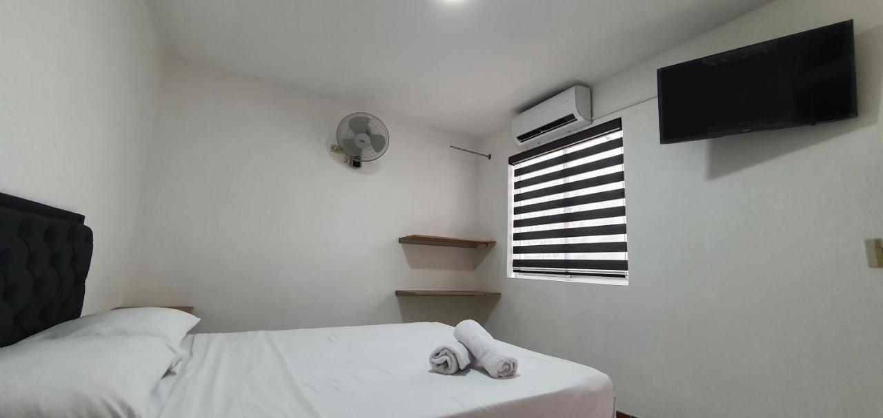 Hotel Picasso 70 Μεντεγίν Εξωτερικό φωτογραφία