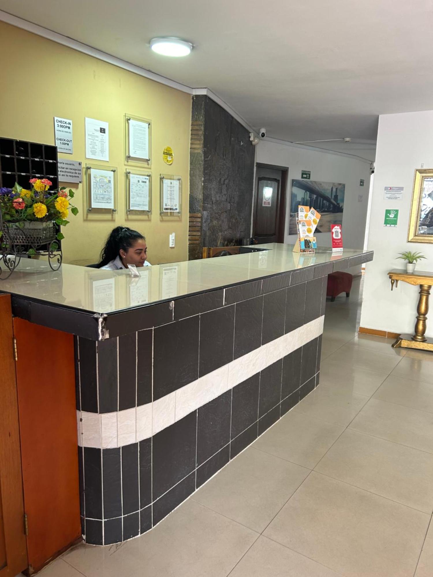 Hotel Picasso 70 Μεντεγίν Εξωτερικό φωτογραφία